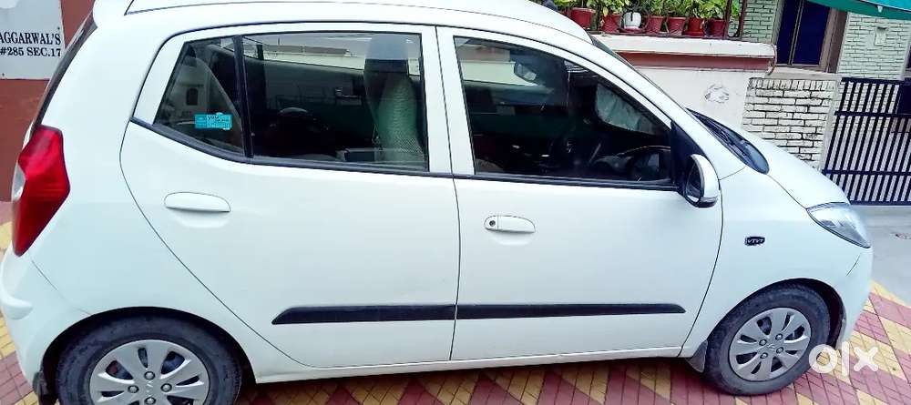 Hyundai I10 Magna Petrol Manual 2012 Car