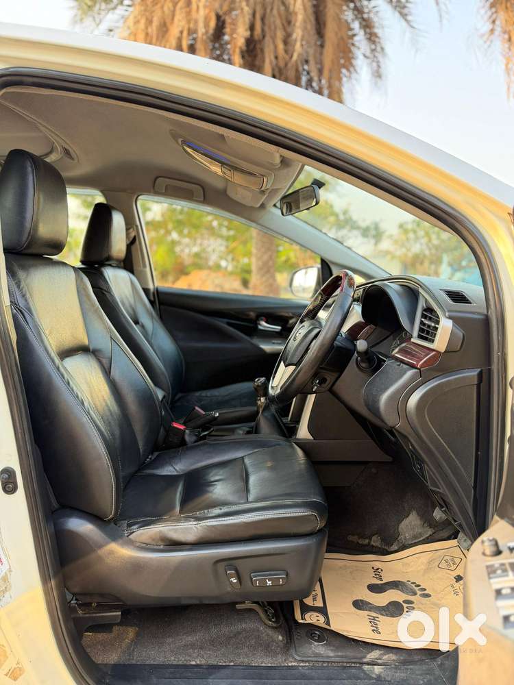 Toyota Innova Crysta 2.8 At Touring Sport, 2016, Diesel