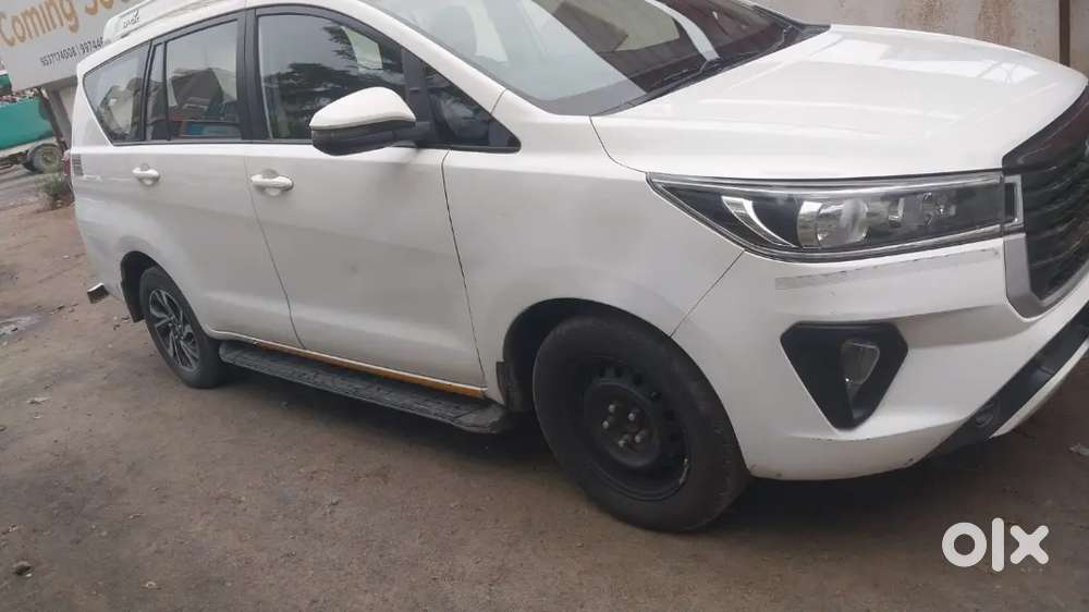 Toyota Innova Crysta G 8 2022 Manual