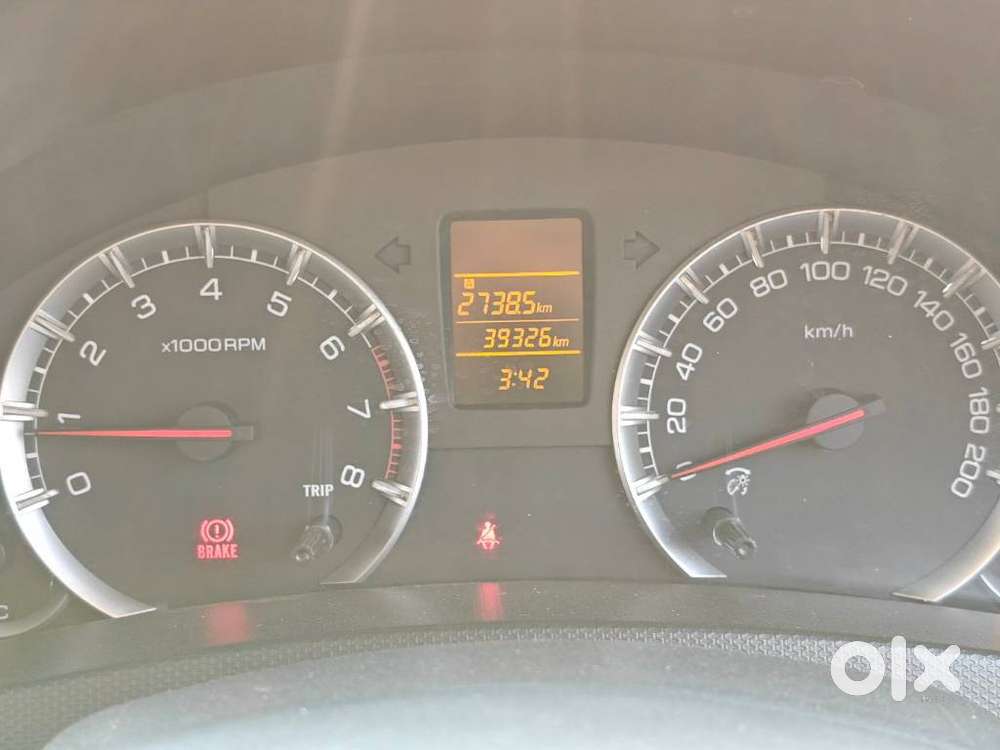 Maruti Suzuki Swift Vxi 1.2 Abs Bs-iv, 2017, Petrol