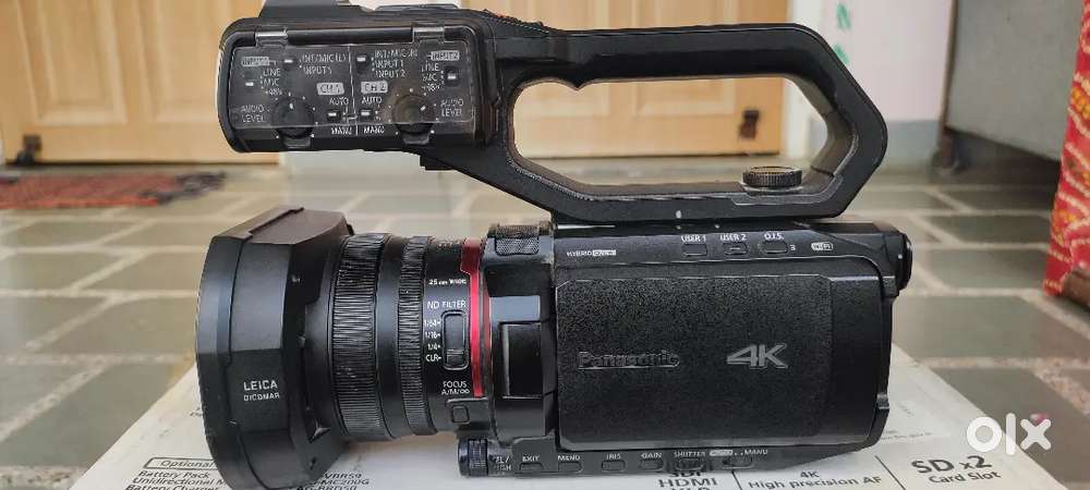 Panasonic CX8 ED 4K professional