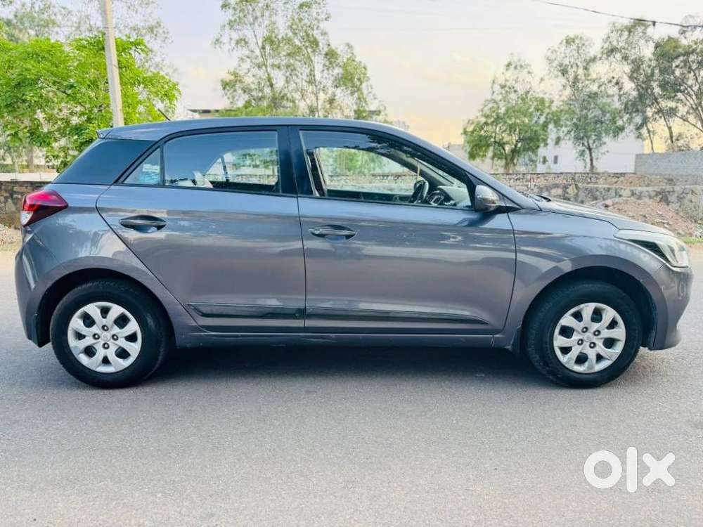 Hyundai I20 2015-2017 Sportz 1.2, 2016, Cng & Hybrids