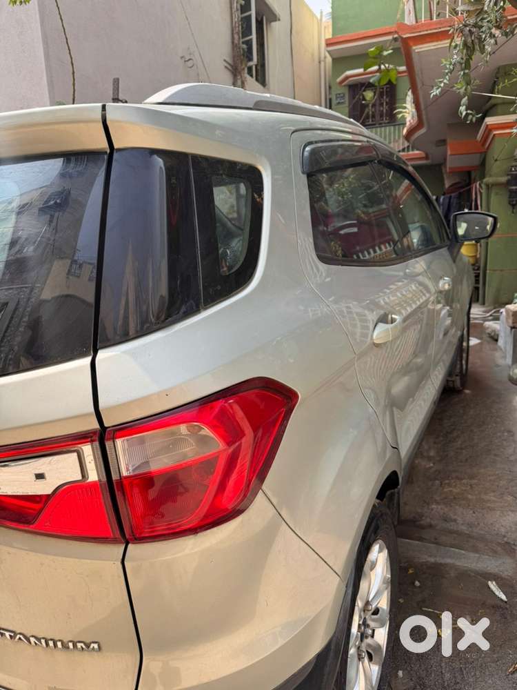 Ford Escort Sport E 2015