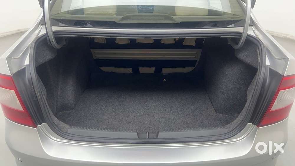 Skoda Rapid 1.6 Mpi Ambition, 2014, Petrol