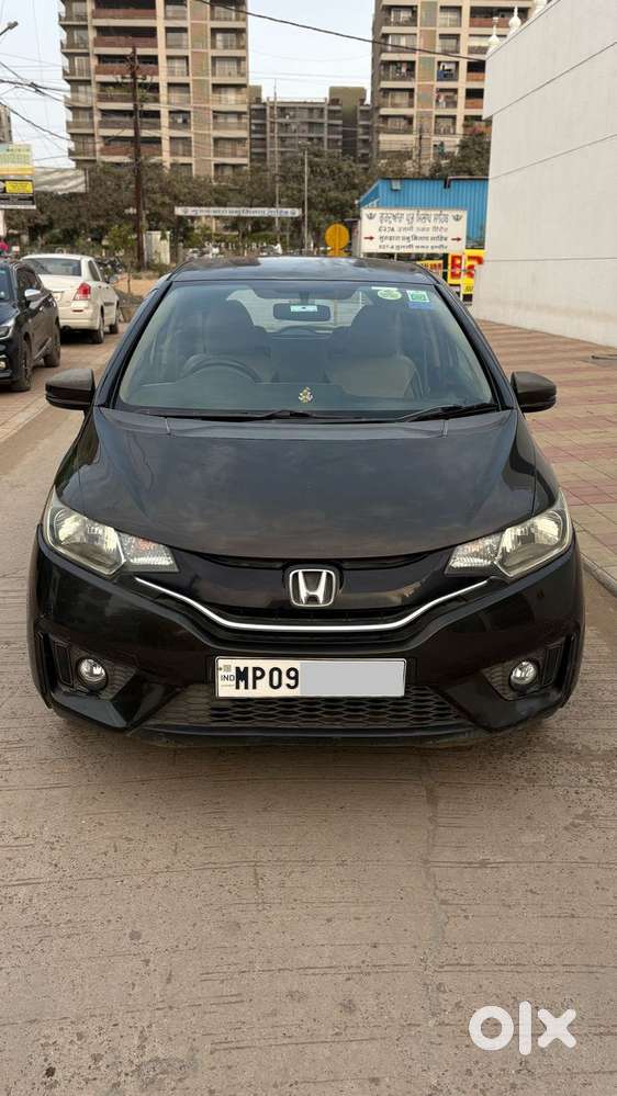 Honda Jazz V Automatic, 2016, Petrol