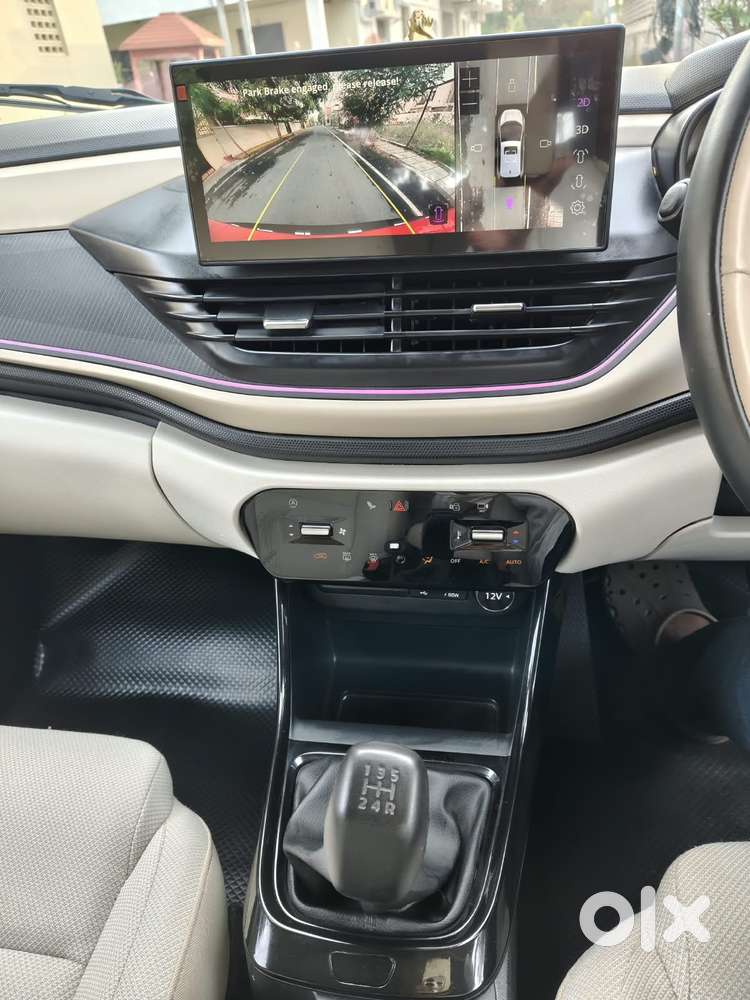 Tata Altroz Creative S, 2026, Petrol