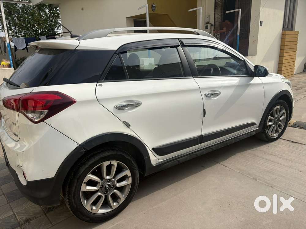 Hyundai I20 Active 2015 Diesel 103500 Km Driven
