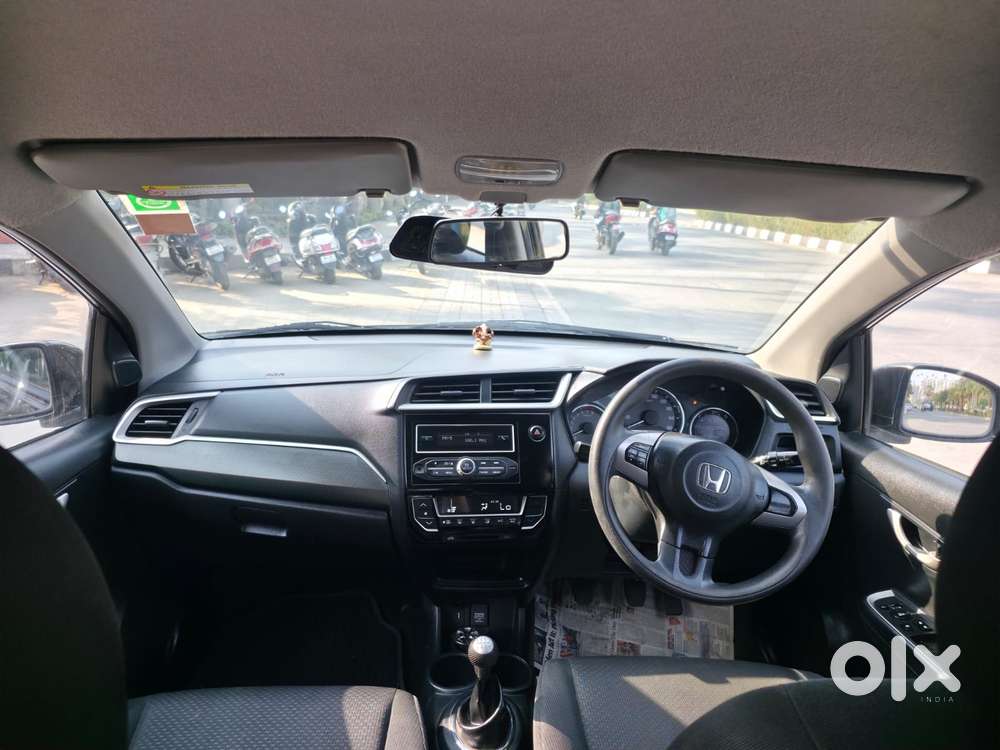 Honda Br-v I-vtec V Mt, 2016, Petrol