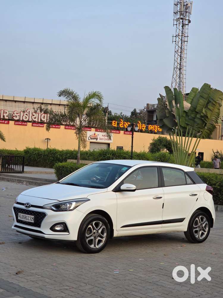 Hyundai I20 Asta (o) 1.2 Mt, 2019, Petrol