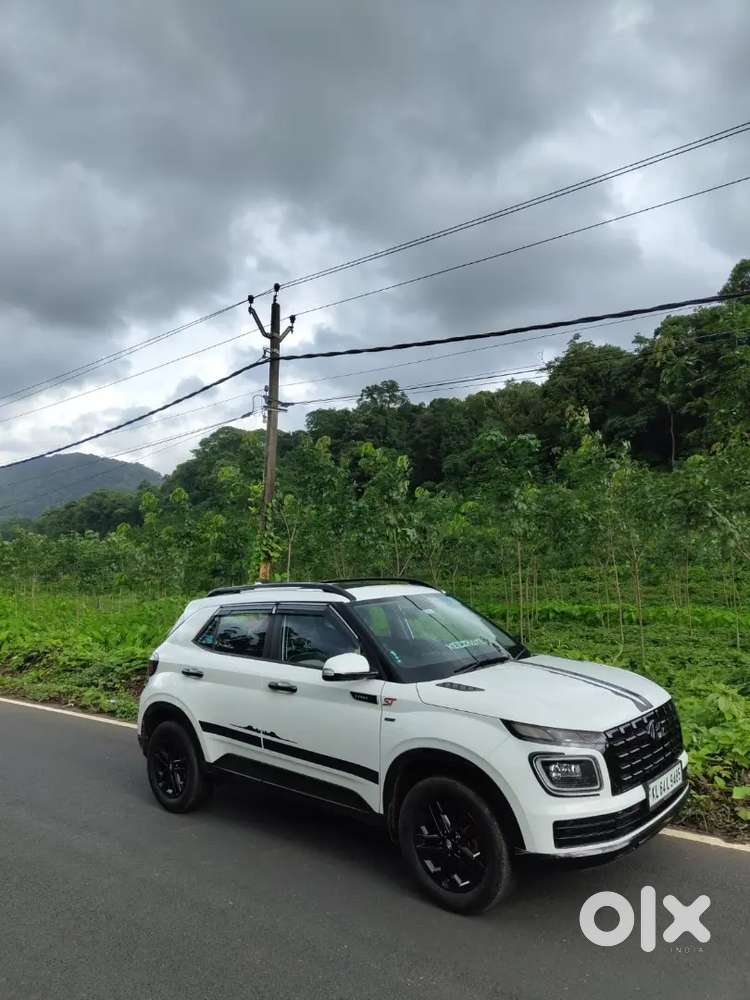 Hyundai Venue Automatic