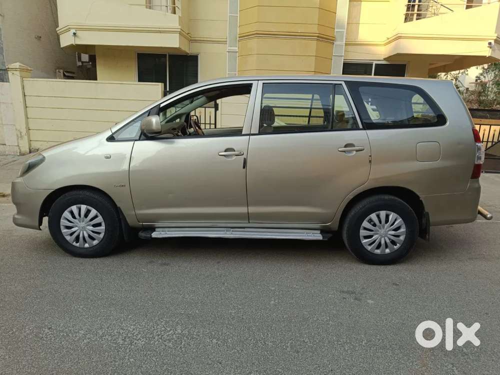 Toyota Innova, 2009, Petrol