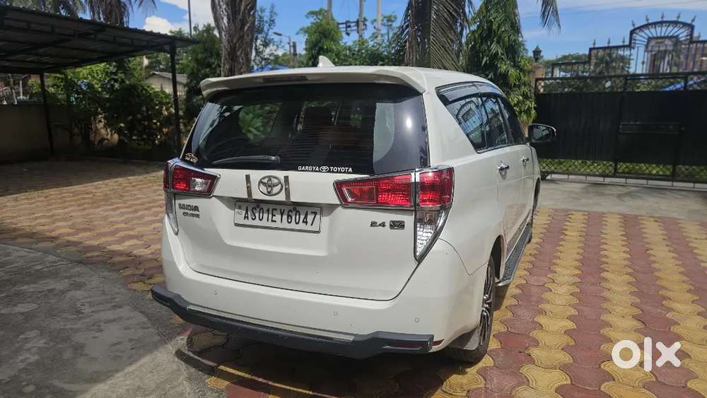 Toyota Innova Crysta 2022