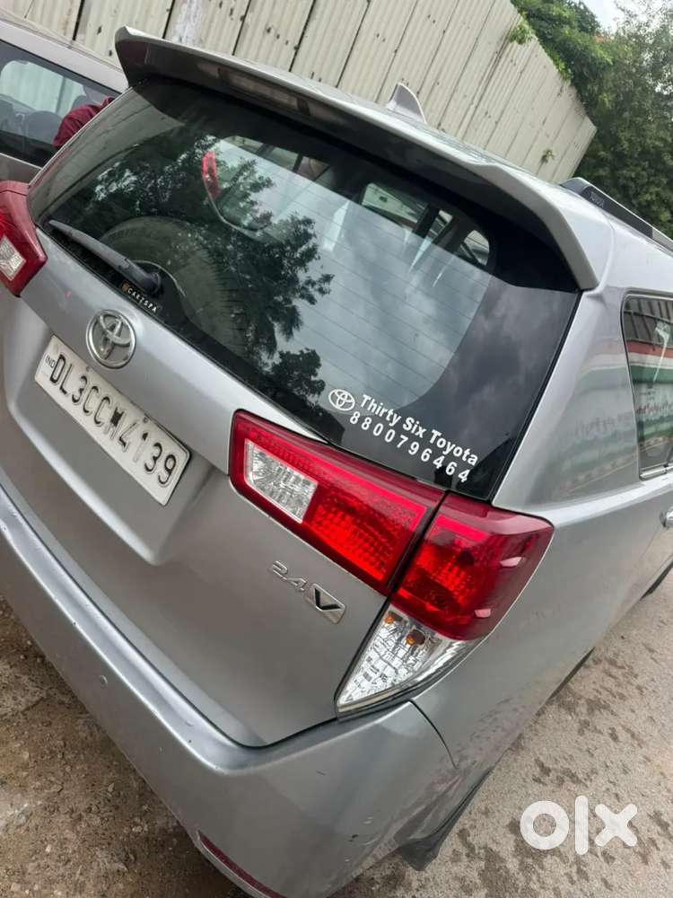 Toyota Innova Crysta 2.4 V 7 Str, 2017, Diesel