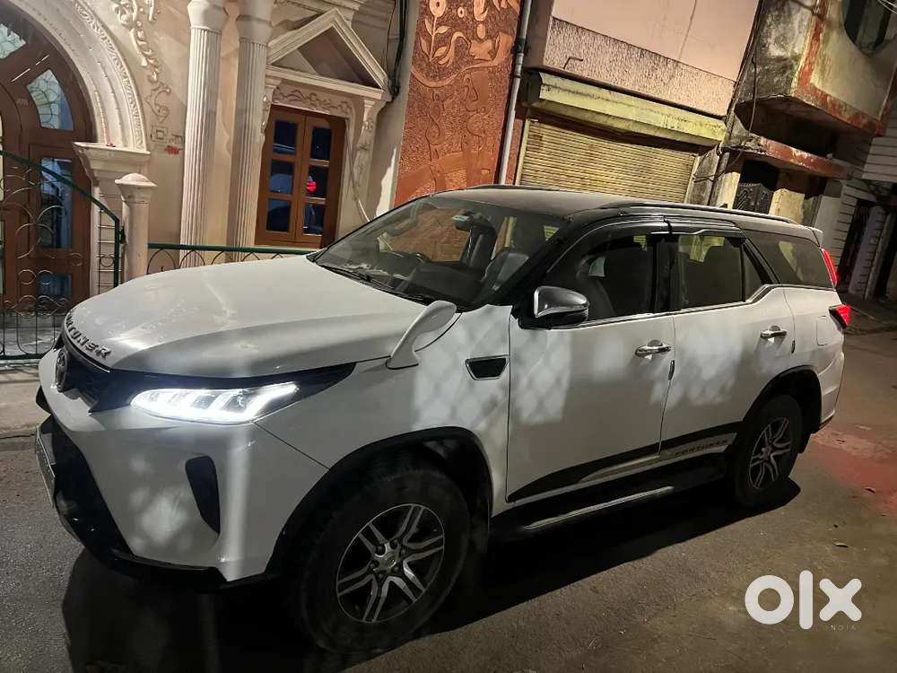 Toyota Fortuner Legender 2020
