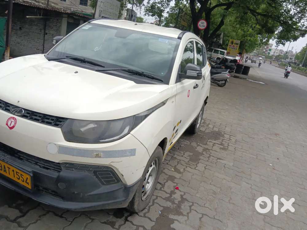 Mahindra Kuv 100 2018