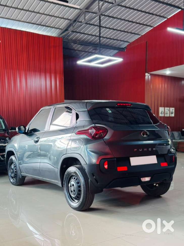 Tata Punch Pure, 2025, Petrol
