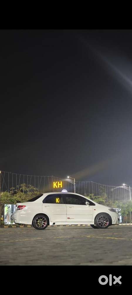 Honda City Zx 2004 Petrol Well Maintained