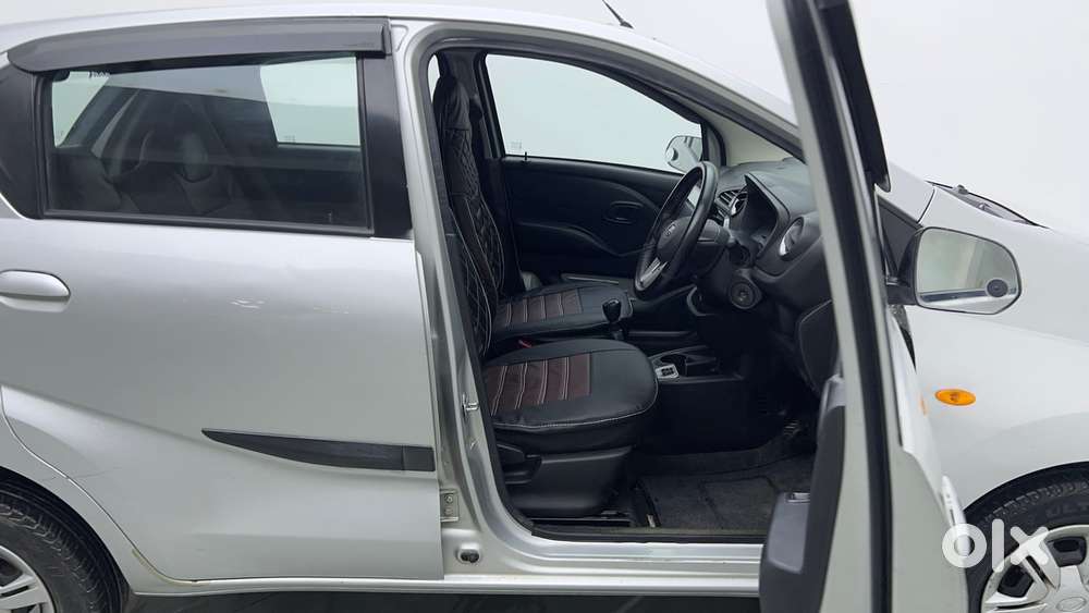 Datsun Redigo T Option, 2017, Petrol