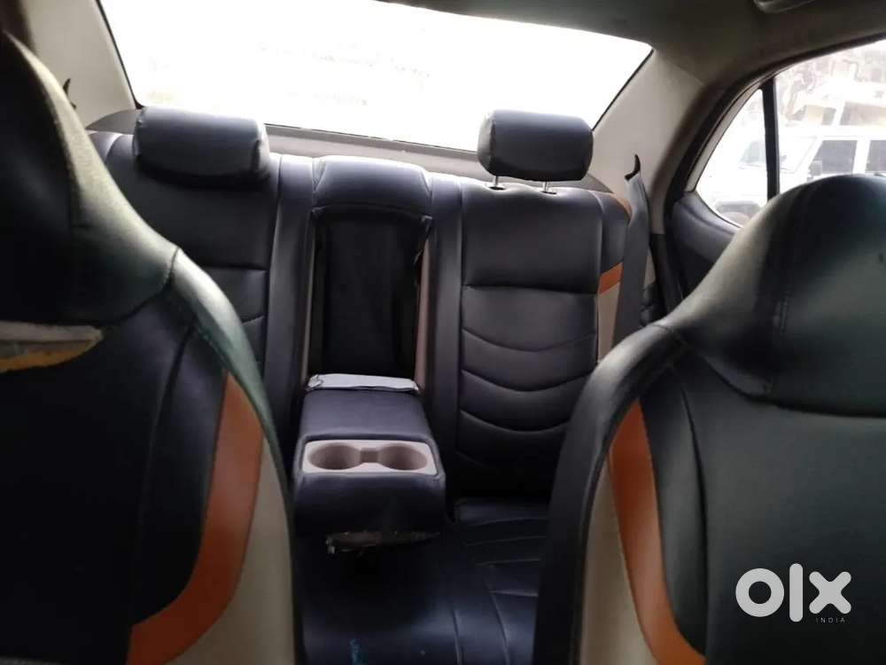 Hyundai Xcent 2016 Diesel 105000 Km Driven Well Maintained