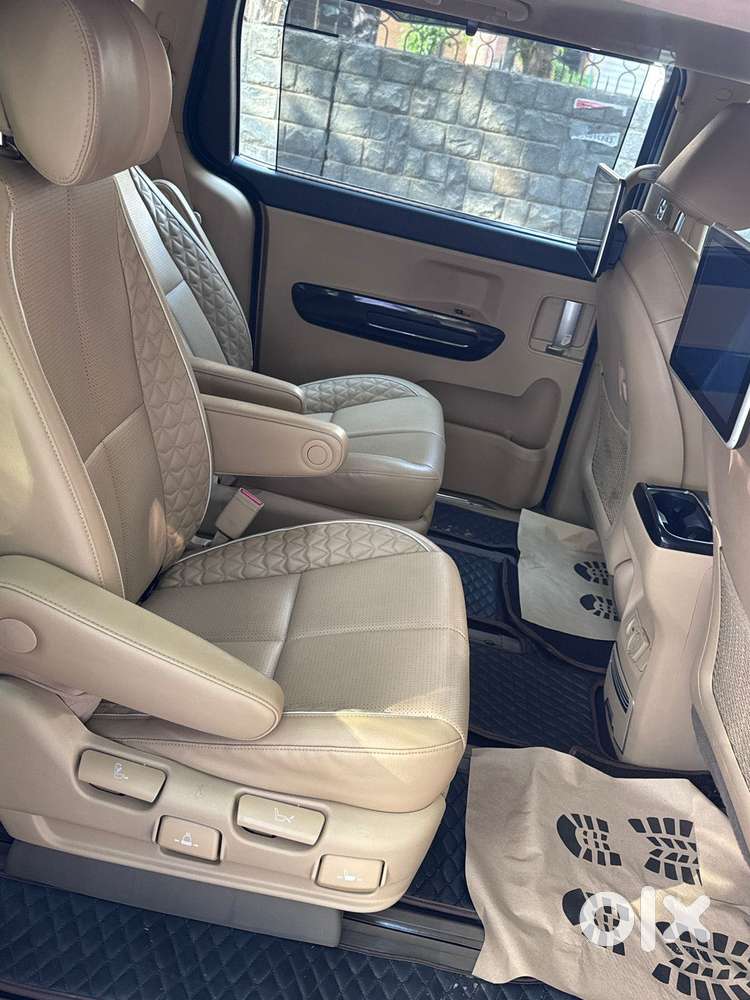 Kia Carnival Limousine Plus 7 Str, 2022, Diesel