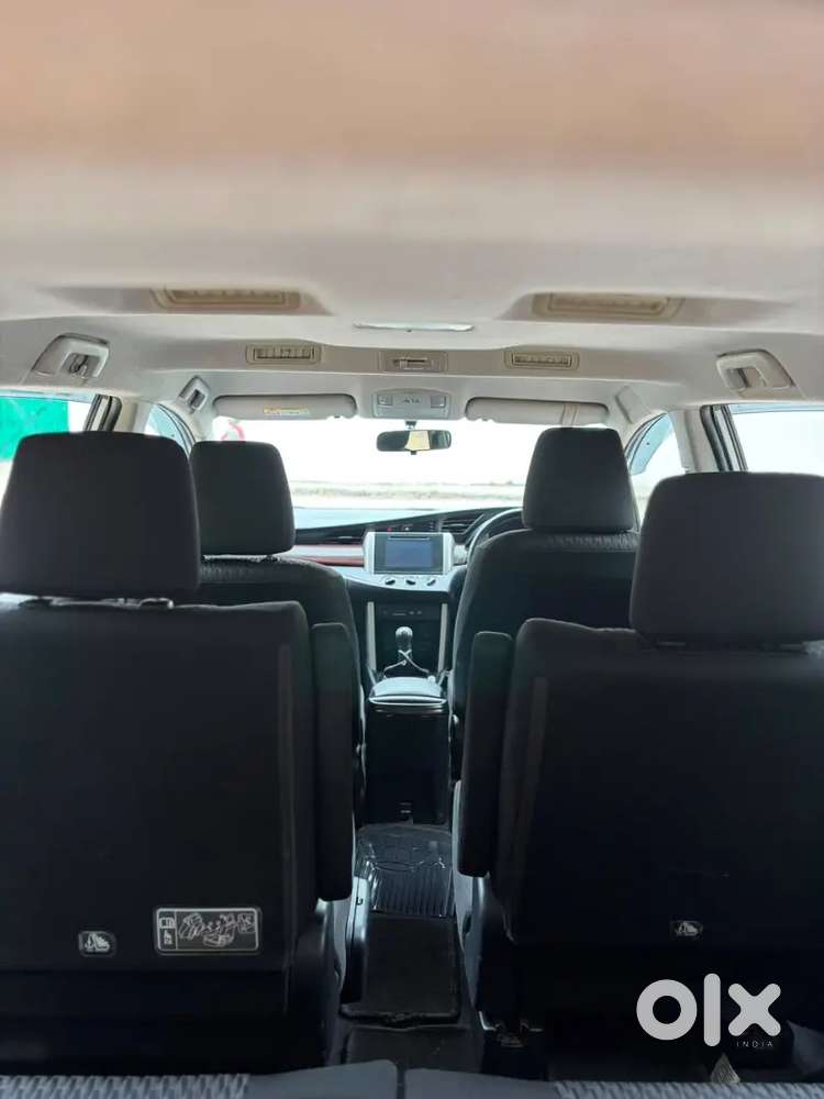 Toyota Innova Crysta 2.4 2019