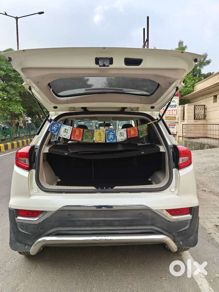 Mahindra Xuv300 W6, 2020, Petrol