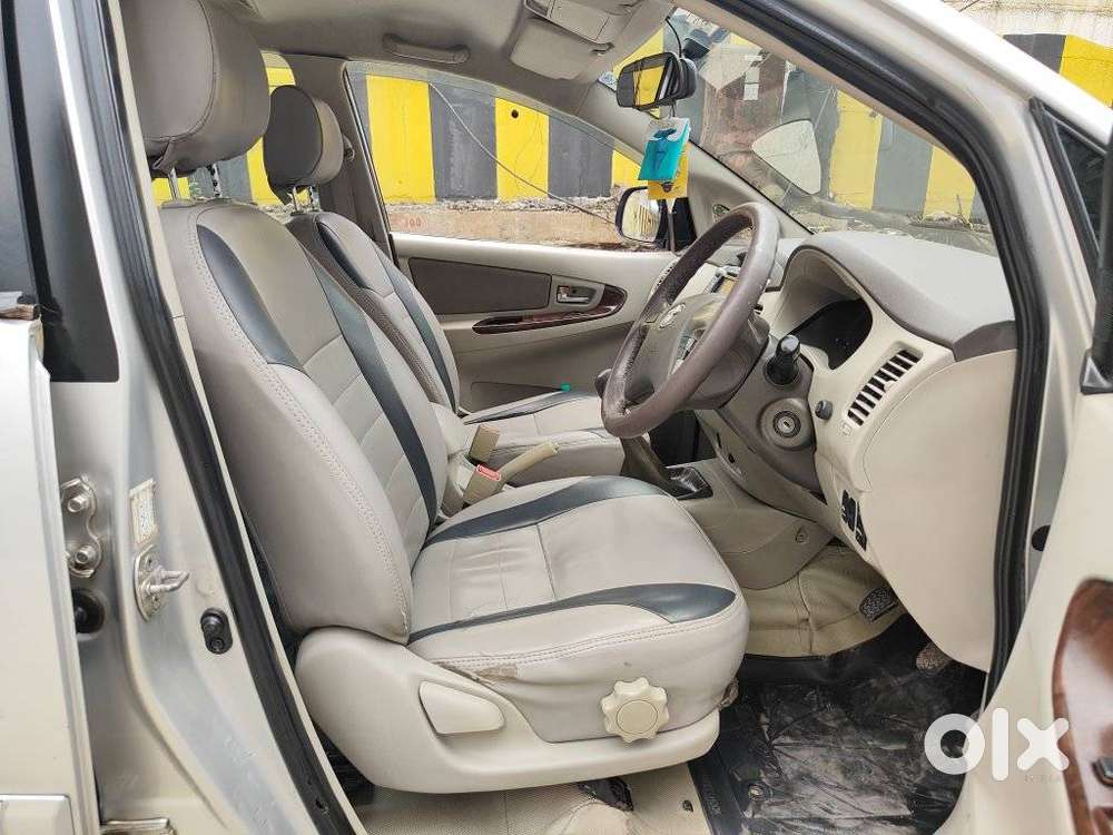 Toyota Innova 2.5 Vx (diesel) 8 Seater, 2013, Diesel