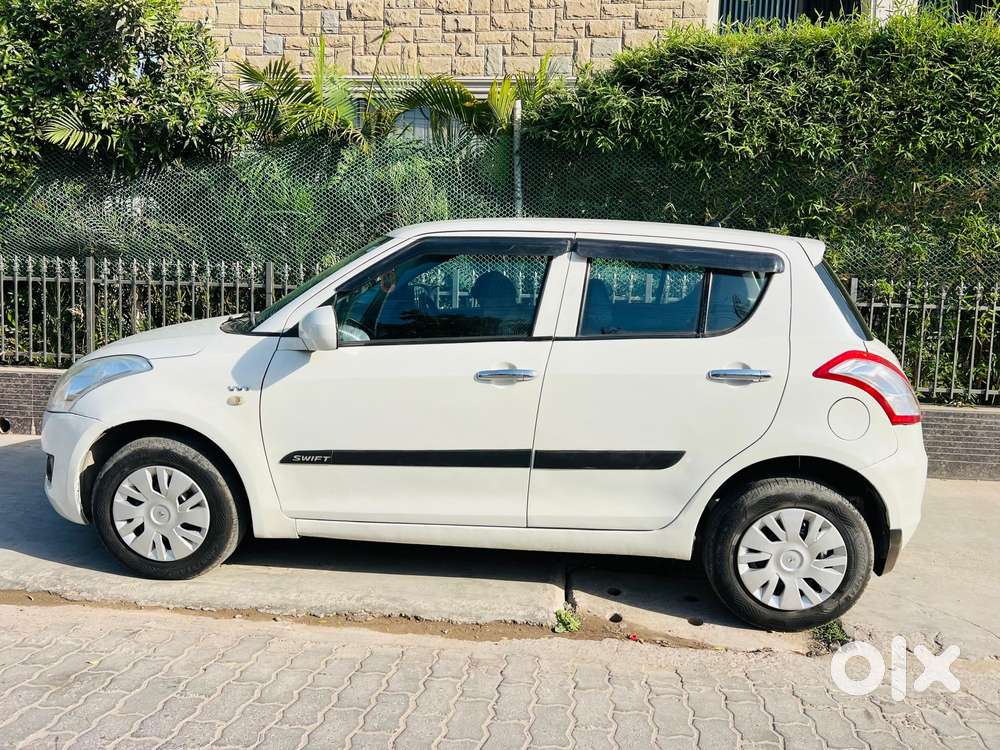 Maruti Suzuki Swift, 2011, Petrol