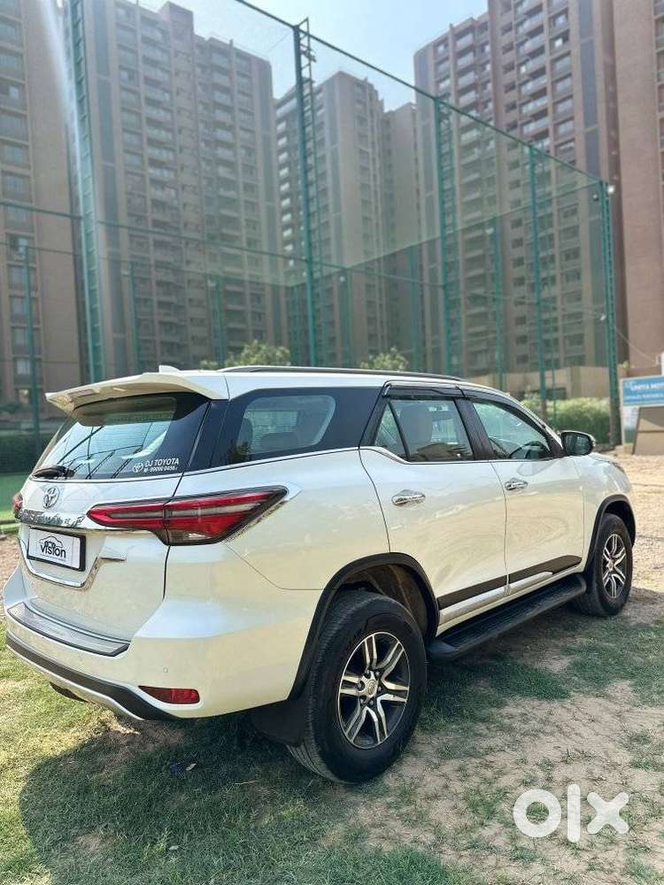 Toyota Fortuner 4x2 At 2.8 Diesel, 2021, Diesel
