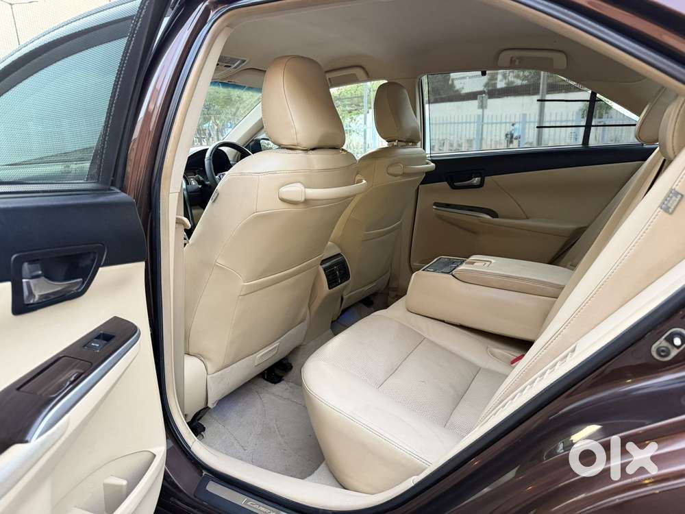 Toyota Camry Hybrid 2.5, 2017, Petrol