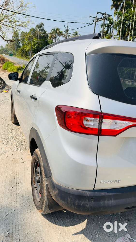 Urgent Sale /// Renault Triber 1.0 2022 Petrol Good Condition