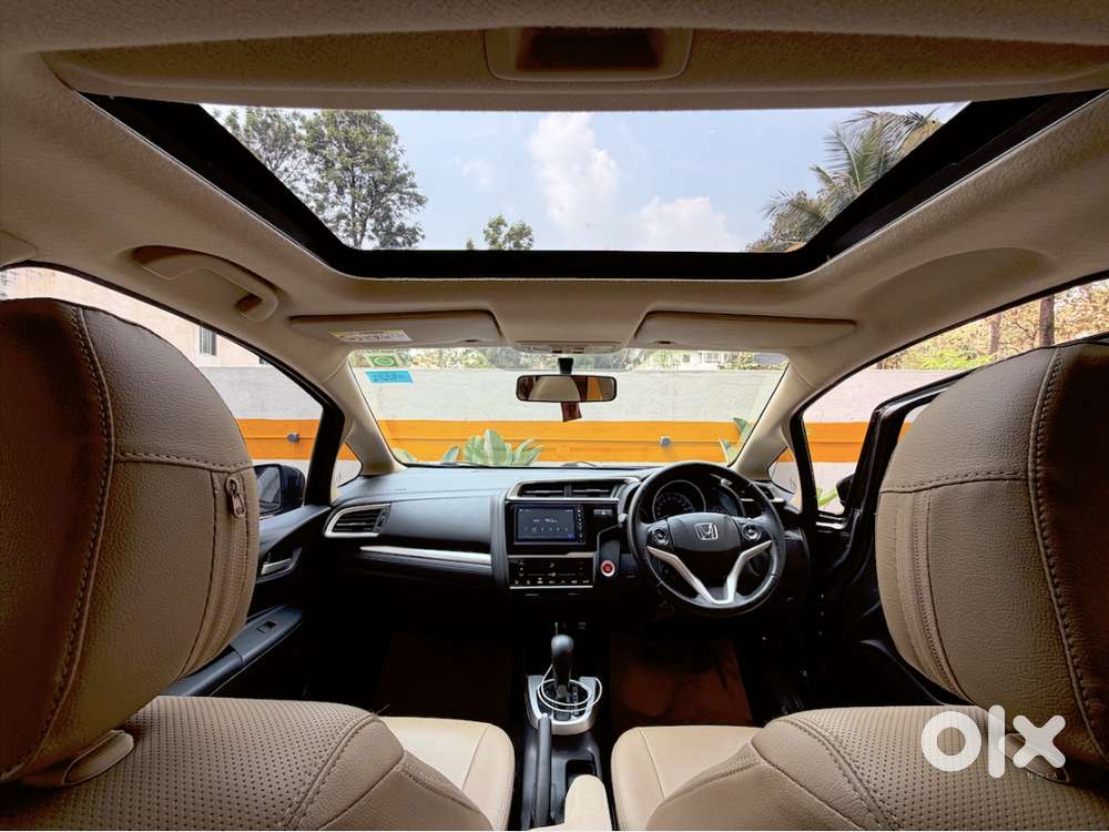 Honda Jazz Zx Cvt - 2020 Petrol Very Well-maintained