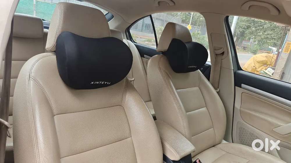 Skoda Laura 2011 Diesel 100000 Km Driven