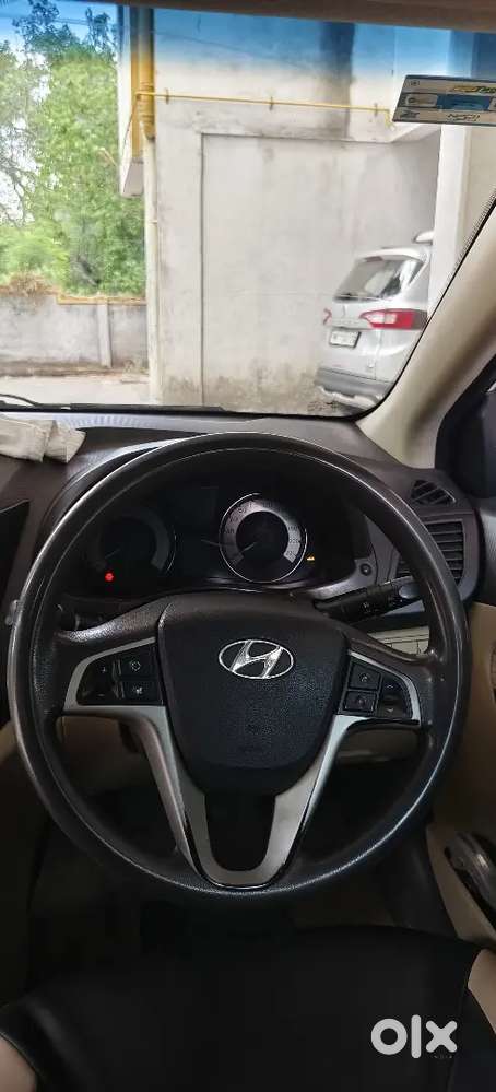 Sell Verna Fludic 1.6 Diesel