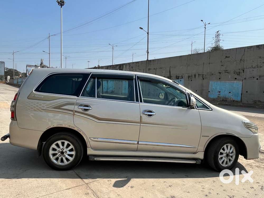 Toyota Innova 2.5 Zx 7 Str Bs-iv, 2014, Diesel