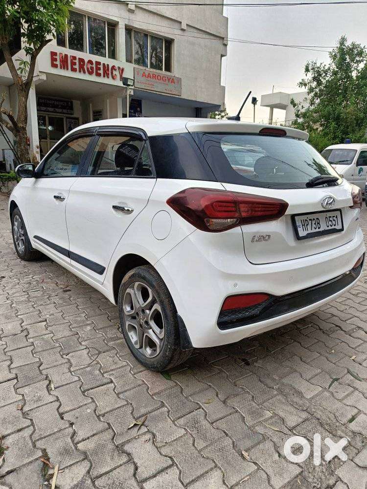 Hyundai I20 Asta (o) 1.2 Mt, 2020, Petrol