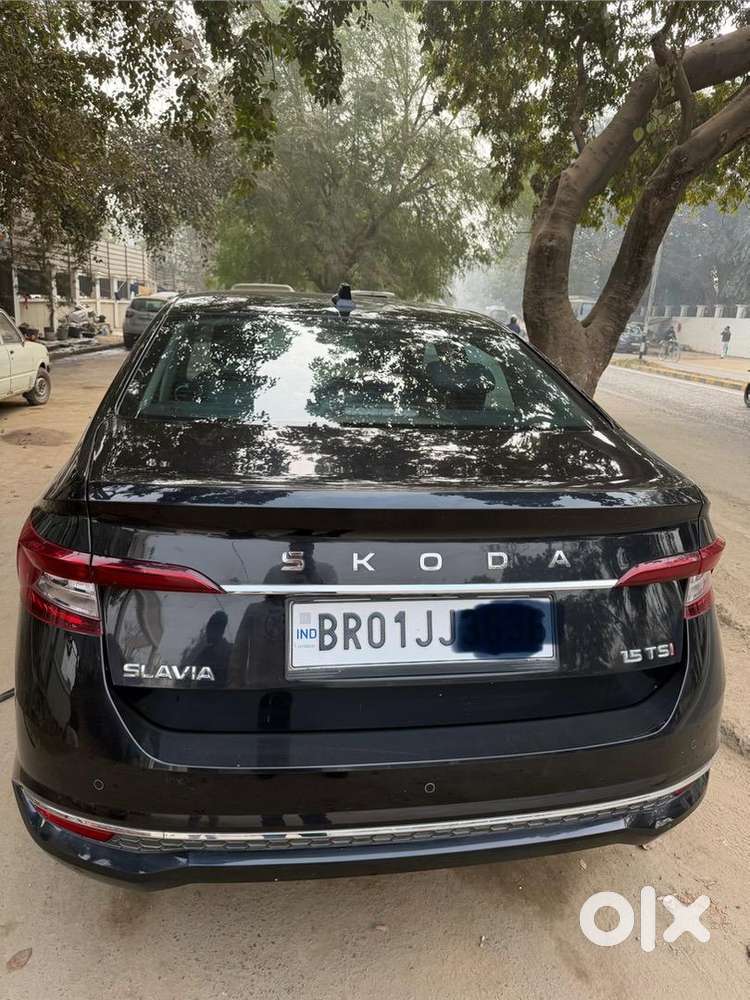 Skoda Slavia 1.5 Dsg At Apr 2025  8500 Km  Like New