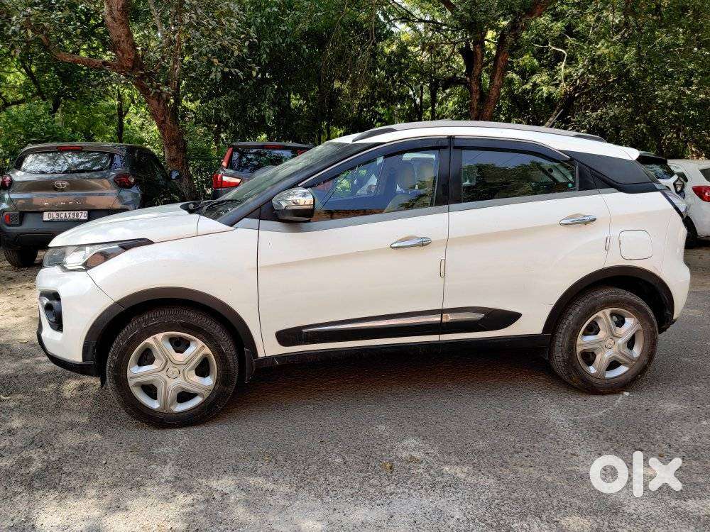 Tata Nexon 1.2 Revotron Xma Amt (s), 2021, Petrol