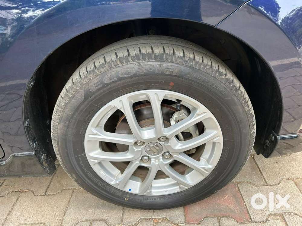 Maruti Suzuki Swift 2024 Petrol Well Maintained