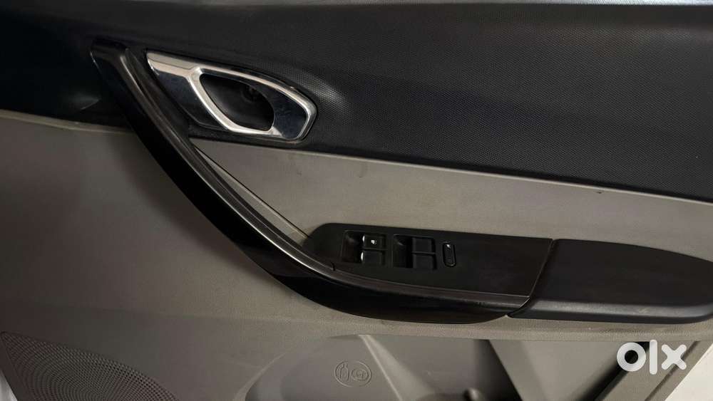 Tata Tiago 1.2 Revotron Xz, 2018, Petrol