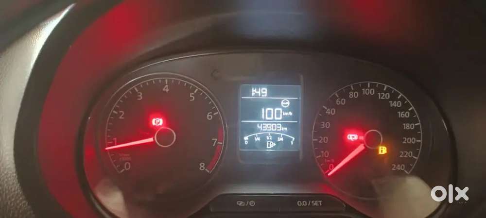 Volkswagen Polo Highline 2016 Petrol Car