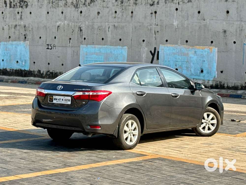 Toyota Corolla Altis 1.8g Limited, 2016, Petrol