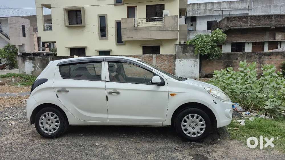 Hyundai I20 Magna 2011 Variant