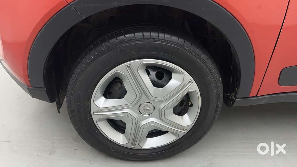 Tata Nexon 1.2 Revotron Xm Plus (s), 2022, Petrol