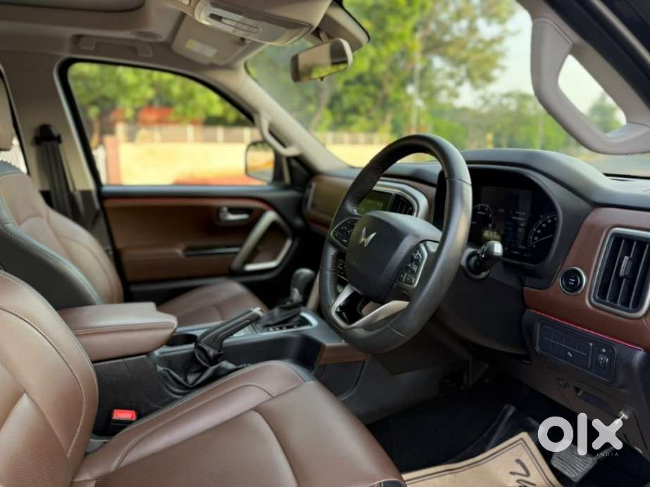 Mahindra Scorpio-n 2.2 Z8 L Diesel At 7 Str, 2023, Diesel