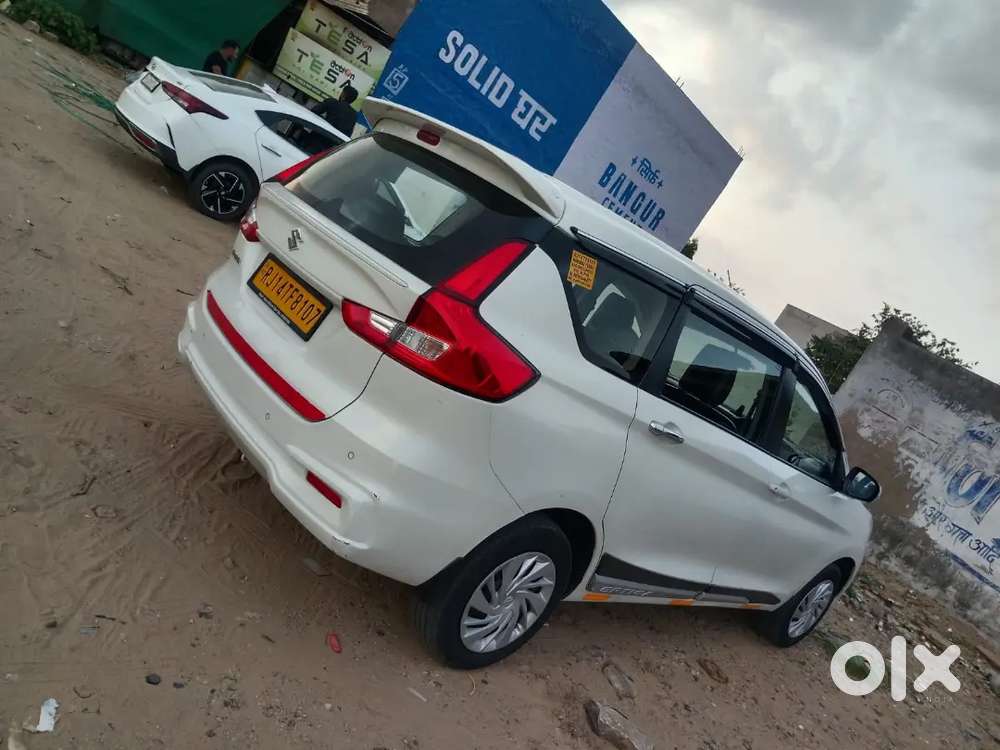 Maruti Ertiga Vxi 2024