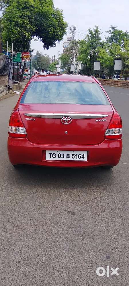 Toyota Etios 2011 Petrol 72000 Km Driven