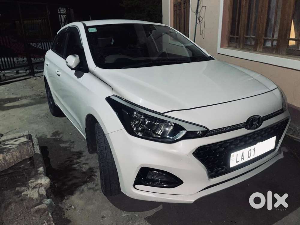 Hyundai I20 Sportz +vtvt Model In Top Notch Condition