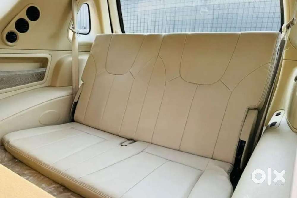 Mahindra Rexton 2013