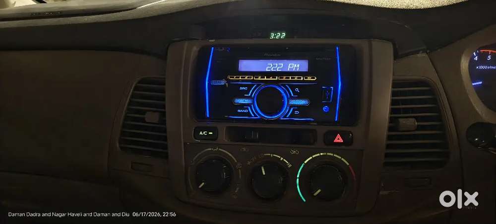 Toyota Innova 2015 Diesel 126000 Km Driven